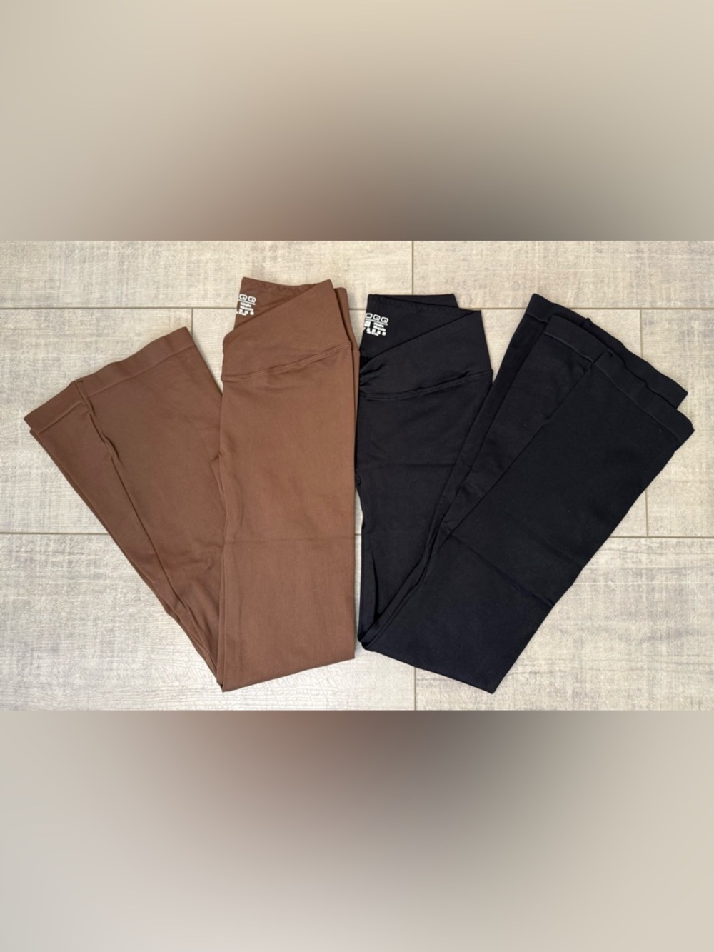New Seamless High Waist Cross Over Flare Leggings OQQ Medium Black / Brown
